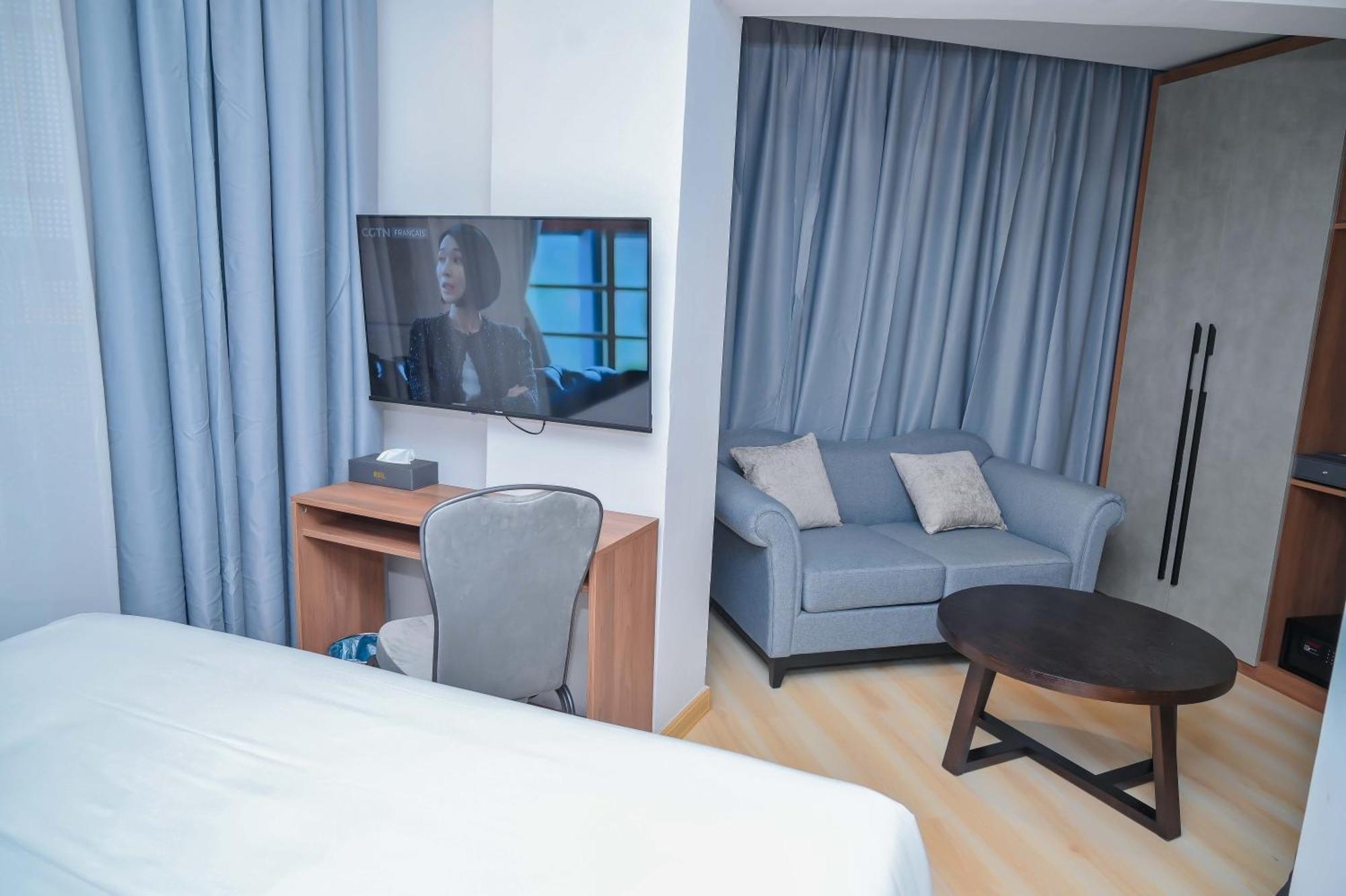 Axil Hotel Dakar Exterior photo